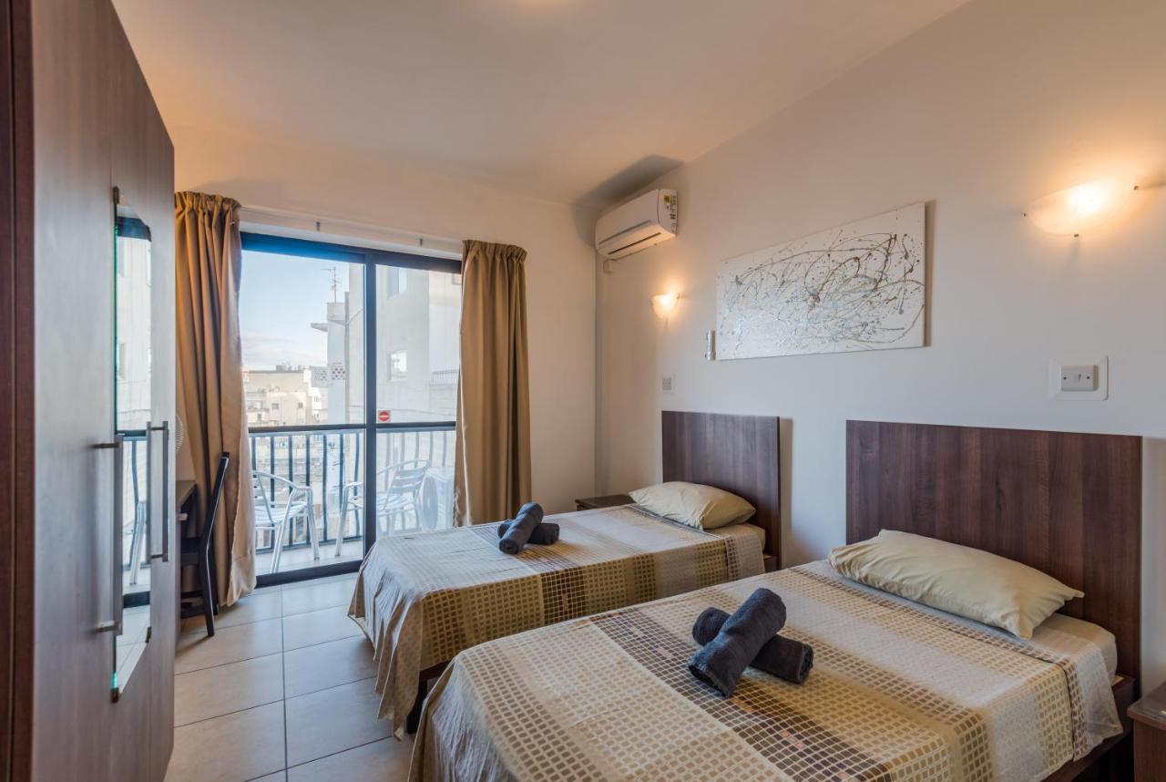 Seashells Apartments With Terrace, Just Off The Seafront In Bugibba - By Getawaysmalta 圣保罗湾城 外观 照片