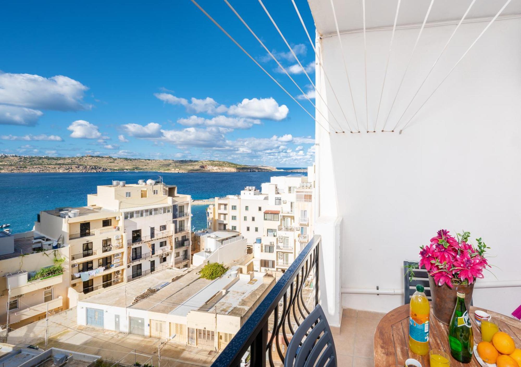 Seashells Apartments With Terrace, Just Off The Seafront In Bugibba - By Getawaysmalta 圣保罗湾城 外观 照片