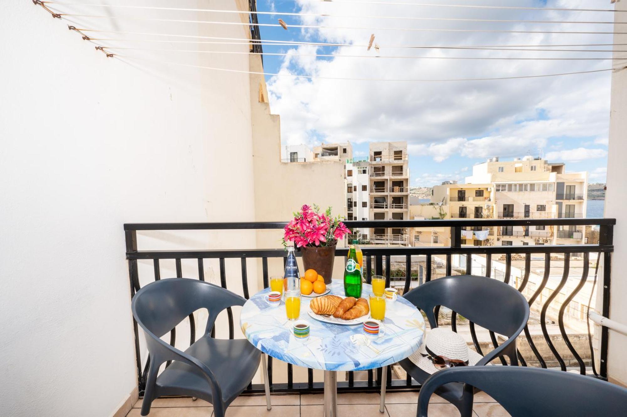 Seashells Apartments With Terrace, Just Off The Seafront In Bugibba - By Getawaysmalta 圣保罗湾城 外观 照片