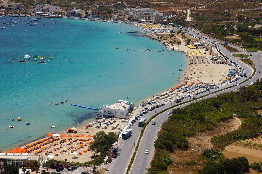 Seashells Apartments With Terrace, Just Off The Seafront In Bugibba - By Getawaysmalta 圣保罗湾城 客房 照片