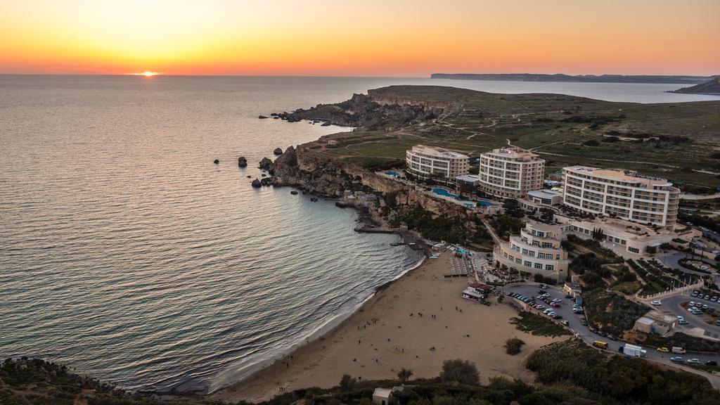 Seashells Apartments With Terrace, Just Off The Seafront In Bugibba - By Getawaysmalta 圣保罗湾城 客房 照片